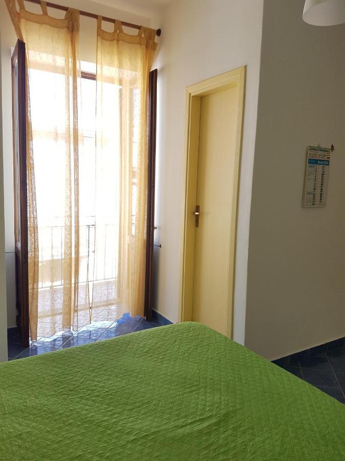 Lipari Centro Storico Flat 7 Min From Port Apartment Екстериор снимка
